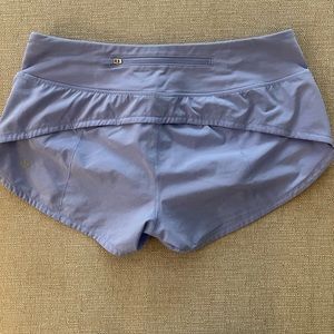 Lululemon Speed Up Low-Rise Short 2.5”, Size 4